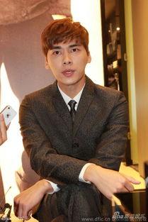 最新娱乐爆料李易峰,神秘女友身份引网友热议